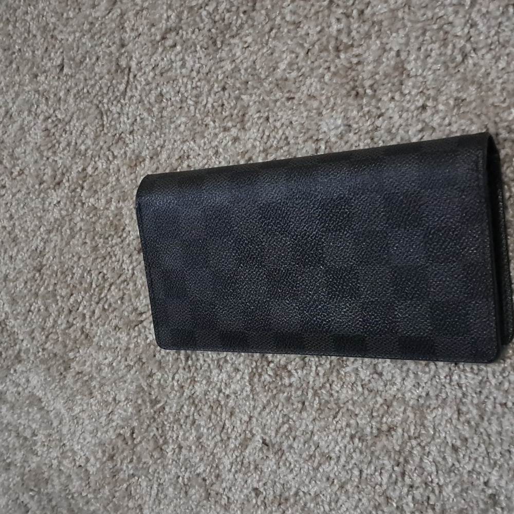 Men's  Louis Vuitton Damier Graphite Continental Wallet - Picture 3 of 14